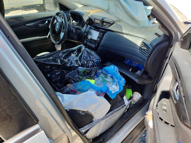 2017 Nissan VIN KNMAT2MV9HP598279 COPART salvage auction — SIDE, Fl - Dis/Dlr/Exp Only Clean Title, sold $1,100 on 2026-07-28 (photo 8)