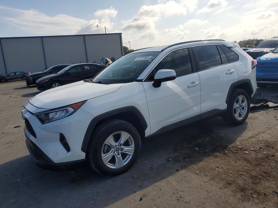 2019 Toyota Rav 4 VIN JTMW1RFV4KJ014687 COPART salvage auction — REAR END, Fl - Cert Of Title Slvg Rebuildable, sold $9,900 on 2026-07-06 (photo 1)