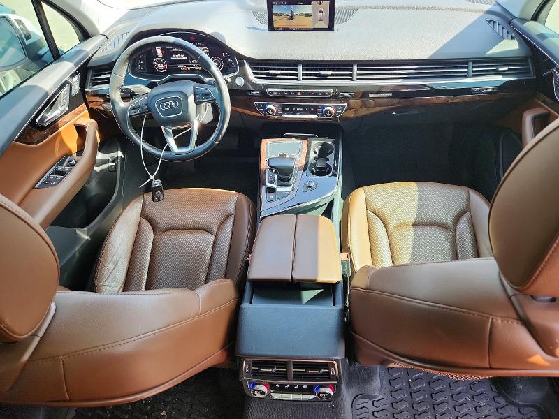 2017 Audi Q7 VIN WA1LAAF7XHD034739 COPART salvage auction — NORMAL WEAR, Tx - Certificate Of Title, sold $7,600 on 2026-07-13 (photo 8)