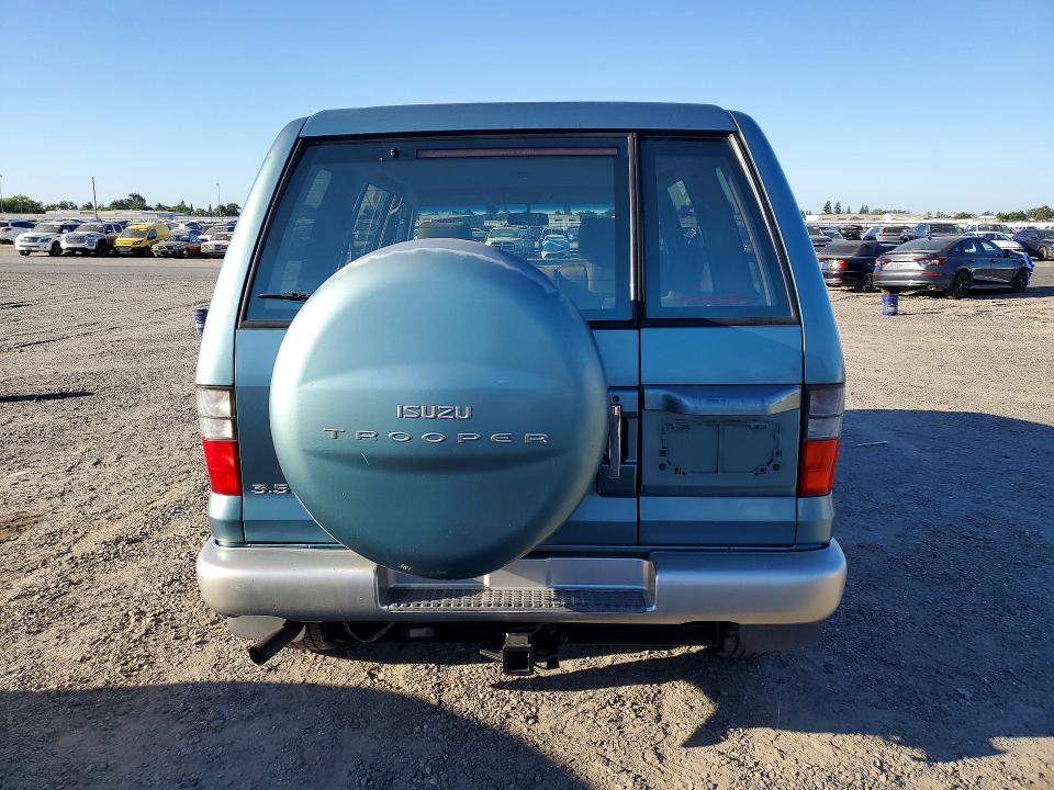 2002 Isuzu Trooper VIN JACDJ58XX27J07546 COPART salvage auction — NORMAL WEAR, Ca - Dis/Dlr/Exp Only Clean Title, sold $700 on 2026-07-02 (photo 6)