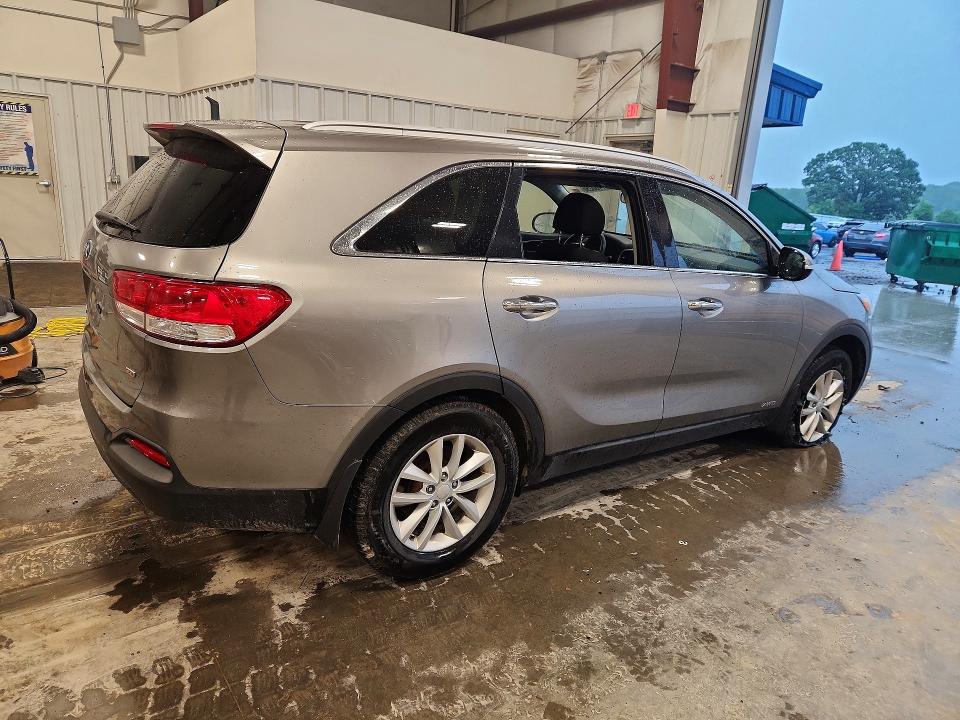 2018 Kia Sorento VIN 5XYPGDA36JG432050 COPART salvage auction — SIDE, Wi - Junked Vehicle Bill Of Sale, sold $1,850 on 2026-07-02 (photo 3)