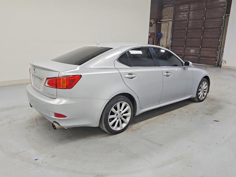 2009 Lexus Is 250 VIN JTHCK262695031408 COPART salvage auction — MINOR DENT/SCRATCHES, Md - Certificate Of Title, sold $5,400 on 2026-07-16 (photo 3)