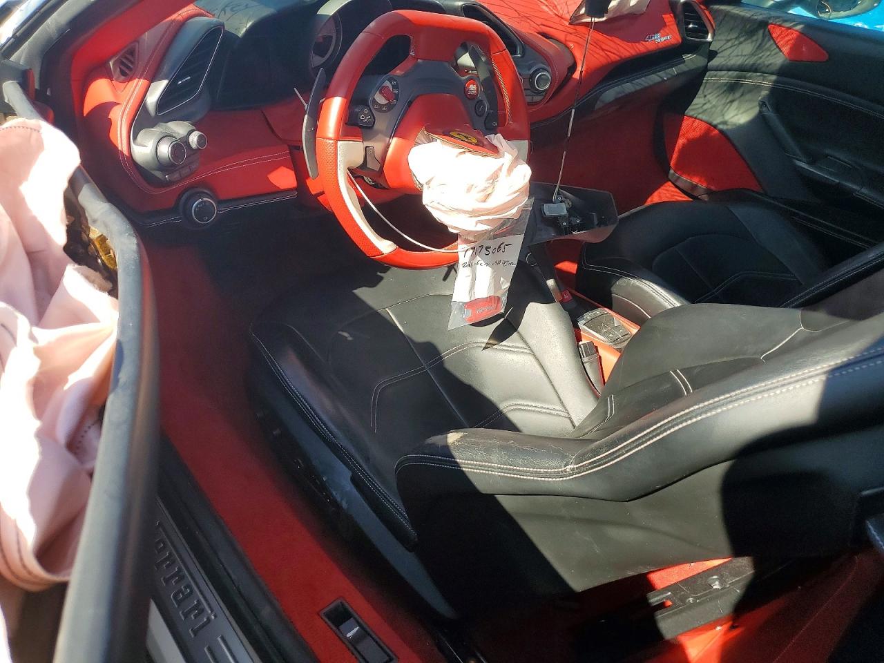 2018 Ferrari 488 SPIDER VIN ZFF80AMA4J0229716 COPART salvage auction — Front End, FL - CERT OF TITLE SLVG REBUILDABLE, sold $143,600 on 2021-12-22 (photo 8)