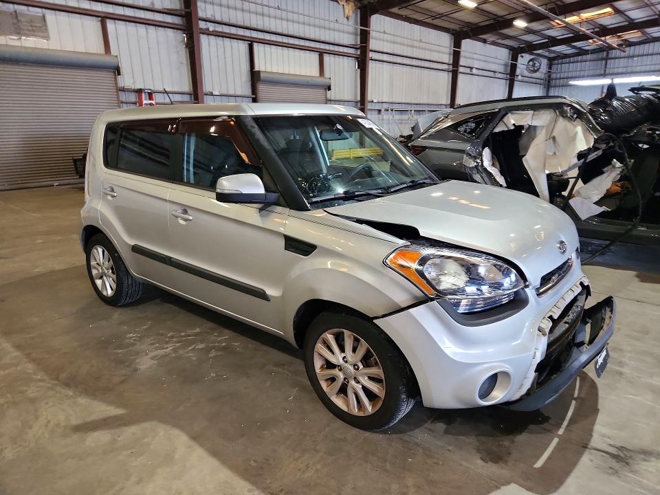 2012 Kia Soul VIN KNDJT2A61C7361405 COPART salvage auction — FRONT END, Fl - Cert Of Title Slvg Rebuildable, sold $1,050 on 2026-07-13 (photo 4)