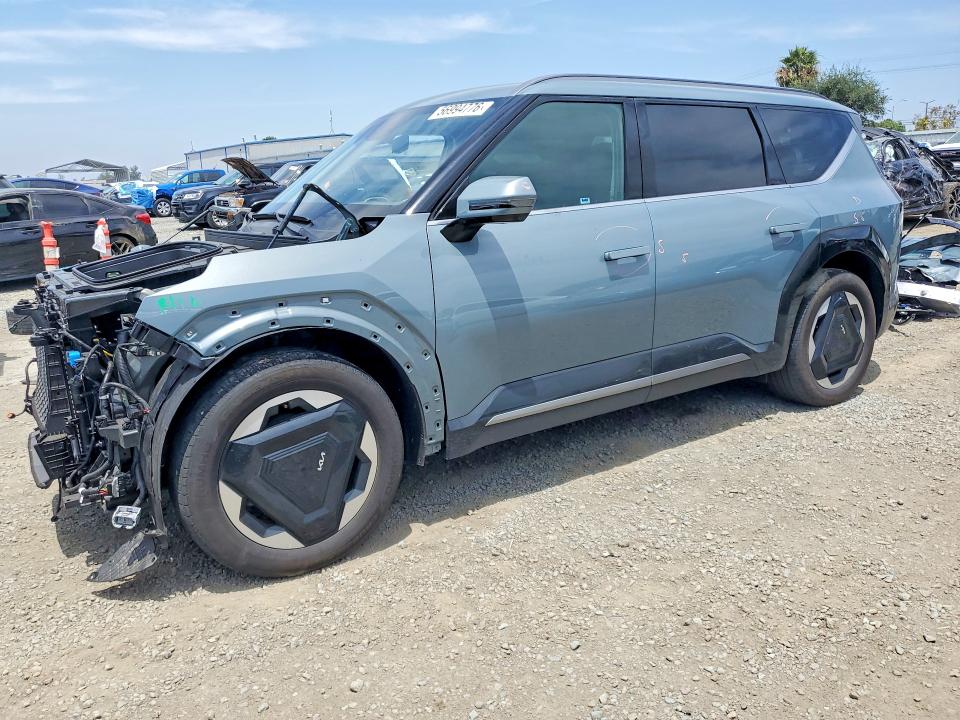 2024 Kia Ev9 VIN KNDADFS52R6029773 — COPART salvage auction photo