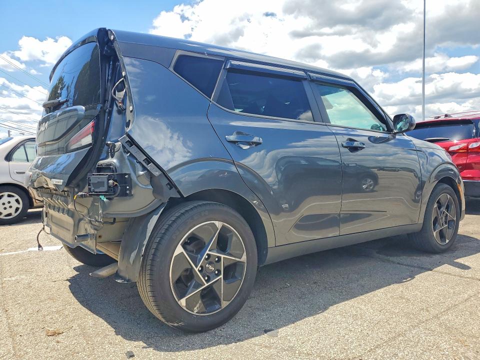 2023 Kia Soul VIN KNDJ33AUXP7194018 COPART salvage auction — REAR END, Oh - Cert Of Title-Salvage, sold $3,700 on 2026-07-08 (photo 3)