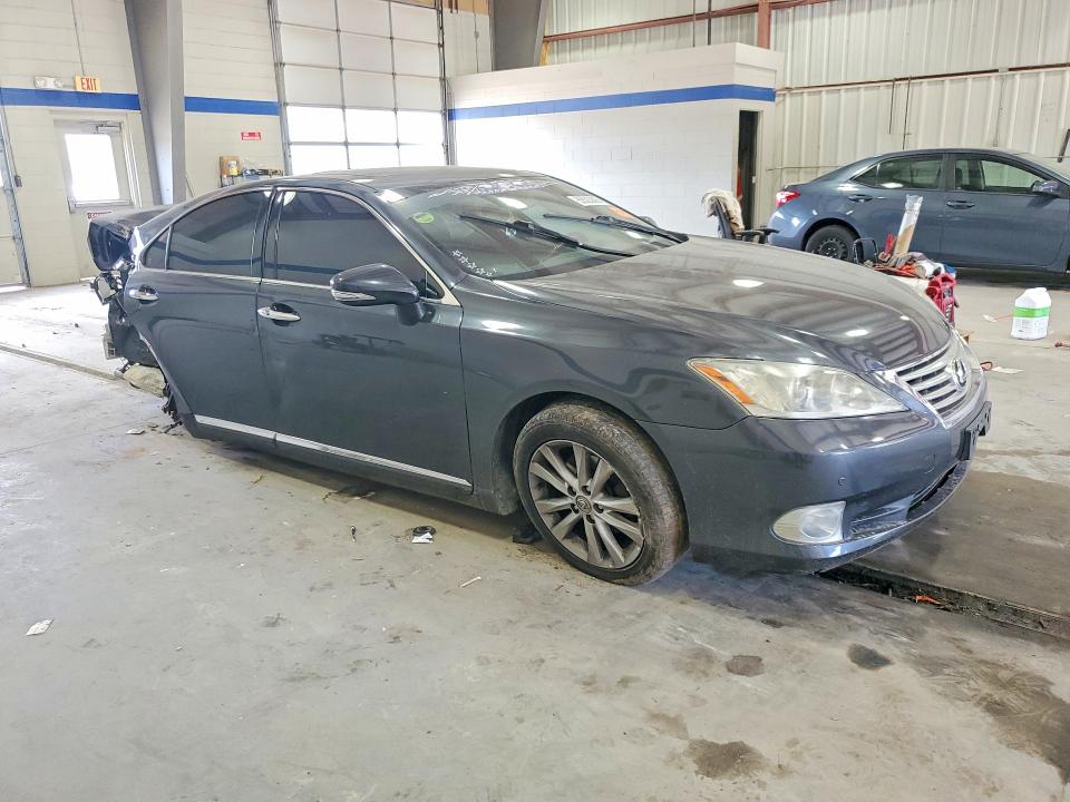 2010 Lexus ES VIN JTHBK1EGXA2342980 COPART salvage auction — ALL OVER, VA - CERT OF TITLE - SALVAGE, sold $775 on 2026-07-02 (photo 4)