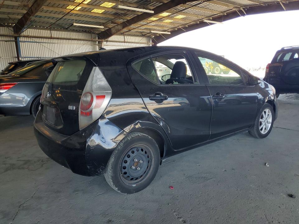 2014 Toyota Prius c VIN JTDKDTB31E1060165 COPART salvage auction — VANDALISM, CA - SALVAGE CERTIFICATE, sold $875 on 2026-07-16 (photo 3)