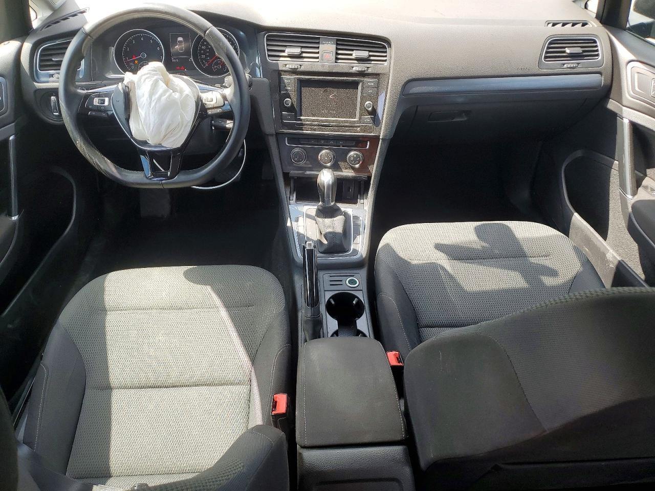 2019 Volkswagen Golf VIN 3VWG57AU5KM002995 COPART salvage auction — Front End, MN - CERT OF TITLE-SALVAGE, sold $3,300 on 2026-07-09 (photo 8)