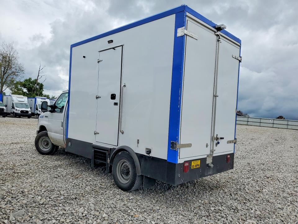 2023 Ford E-350 VIN 1FDWE3FK9PDD09731 COPART salvage auction — MINOR DENT/SCRATCHES, Oh - Certificate Of Title, sold $9,000 on 2026-07-22 (photo 2)