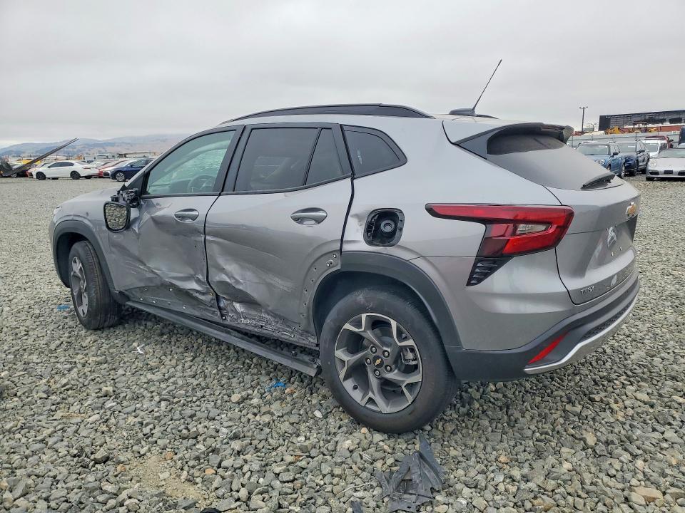 2025 Chevrolet Trax VIN KL77LHEP3SC137295 COPART salvage auction — FRONT END, CA - SALVAGE CERTIFICATE, sold $3,000 on 2026-07-30 (photo 2)