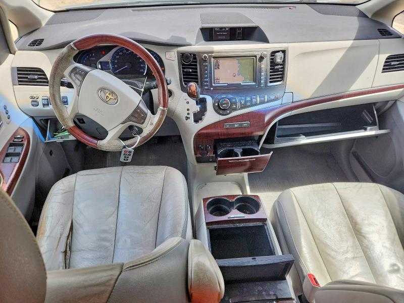 2011 Toyota Sienna VIN 5TDYK3DC6BS041669 COPART salvage auction — FRONT END, Fl - Cert Of Title Slvg Rebuildable, sold $3,000 on 2026-07-10 (photo 8)