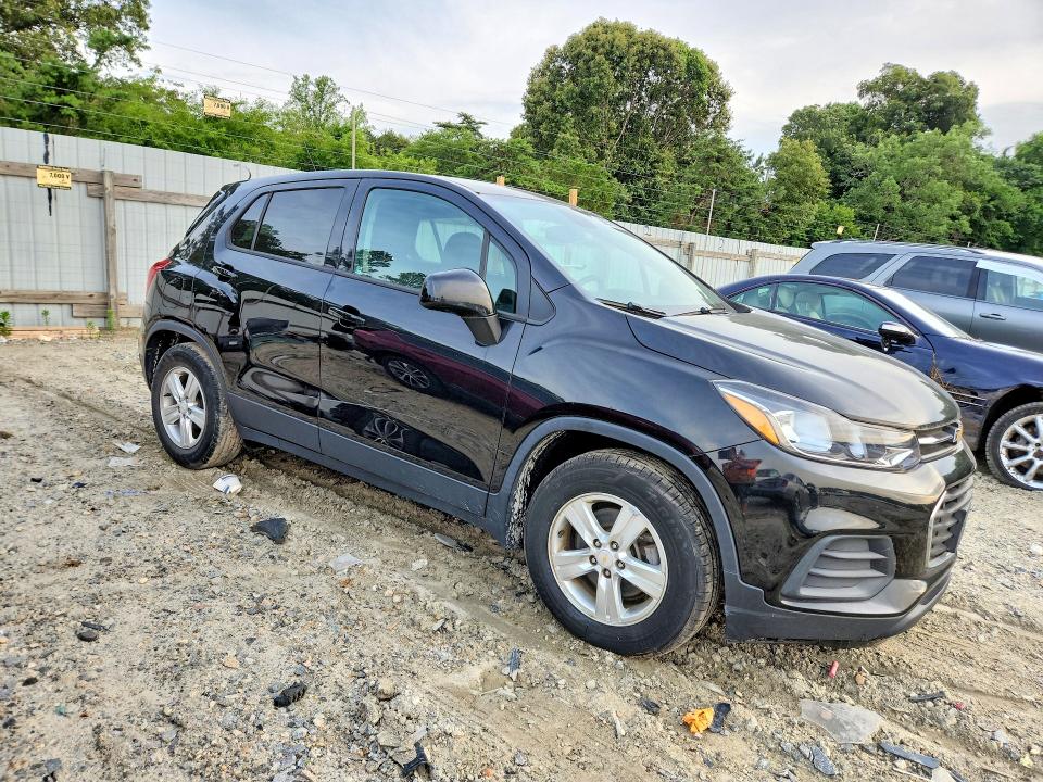 2020 Chevrolet Trax VIN KL7CJKSB2LB333598 COPART salvage auction — NORMAL WEAR, Pa - Cert Of Title, sold $3,100 on 2026-07-28 (photo 4)