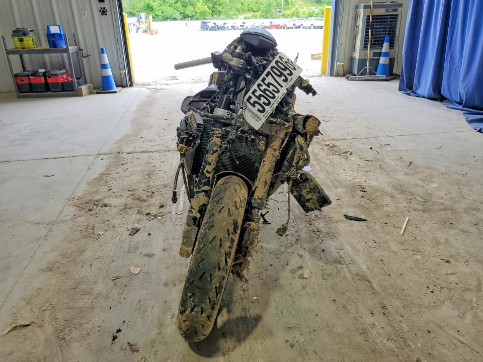 2013 Yamaha Yzf VIN JYARN23E1DA015243 COPART salvage auction — ROLLOVER, Oh - Cert Of Title-Salvage, sold $1,400 on 2026-07-16 (photo 2)