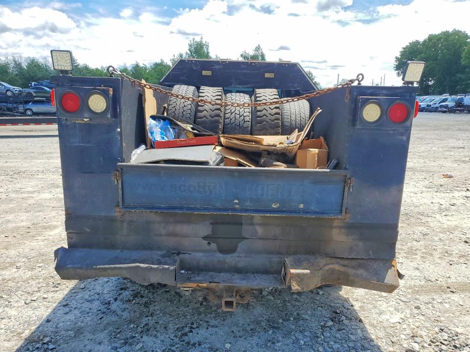 2002 Ford F-250 super duty VIN 1FTNX21LX2EA59679 COPART salvage auction — SIDE, Ma - Cert Of Title-Reconstrctd Coll, sold $375 on 2026-07-09 (photo 6)