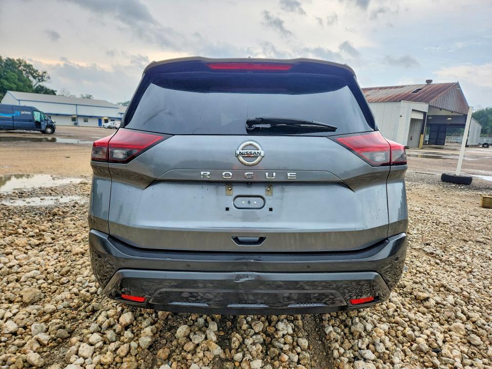 2021 Nissan Rogue sport VIN 5N1AT3AA9MC770587 COPART salvage auction — SIDE, La - Cert Of Title-Salvage, sold $3,050 on 2026-07-02 (photo 6)