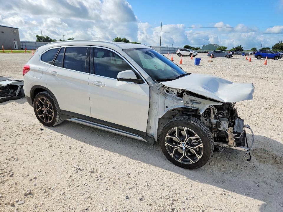 2021 BMW X1 VIN WBXJG7C01M5S08629 COPART salvage auction — FRONT END, Tx - Salvage Vehicle Title, sold $4,650 on 2026-07-23 (photo 4)