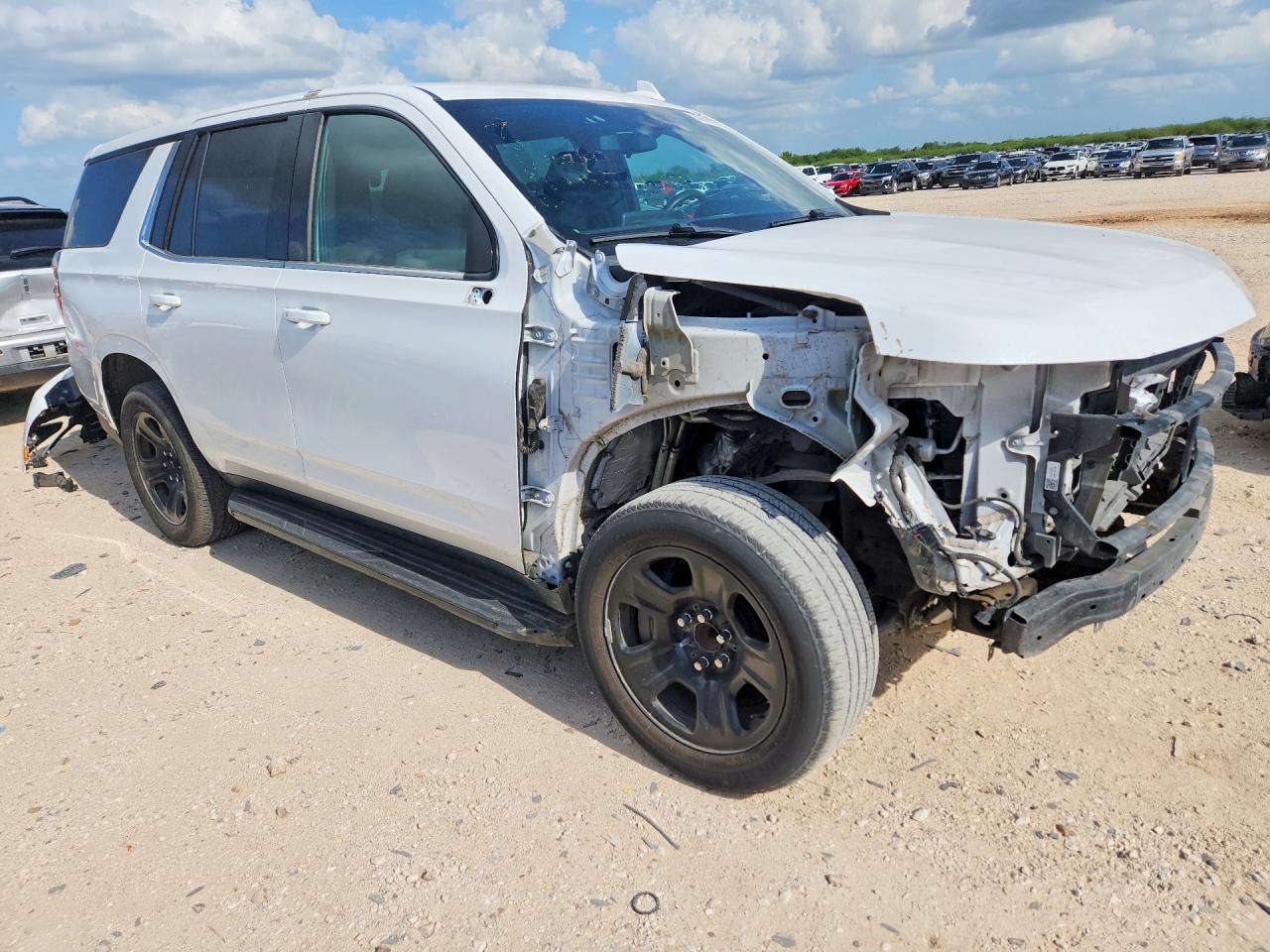 2021 Chevrolet Tahoe VIN 1GBSCLED8MR296260 COPART salvage auction — Minor Dent/Scratches, TX - CERTIFICATE OF TITLE (P), sold $8,300 on 2026-07-09 (photo 4)