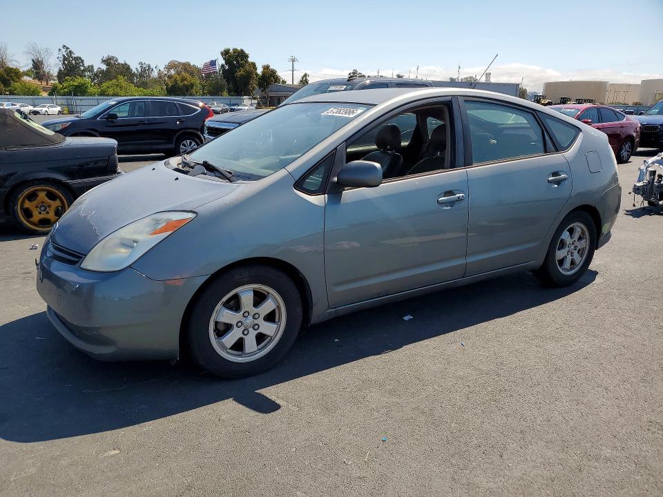 2004 Toyota Prius VIN JTDKB20U740114326 COPART salvage auction — VANDALISM, CA - SALVAGE CERTIFICATE, sold $300 on 2026-07-13 (photo 1)