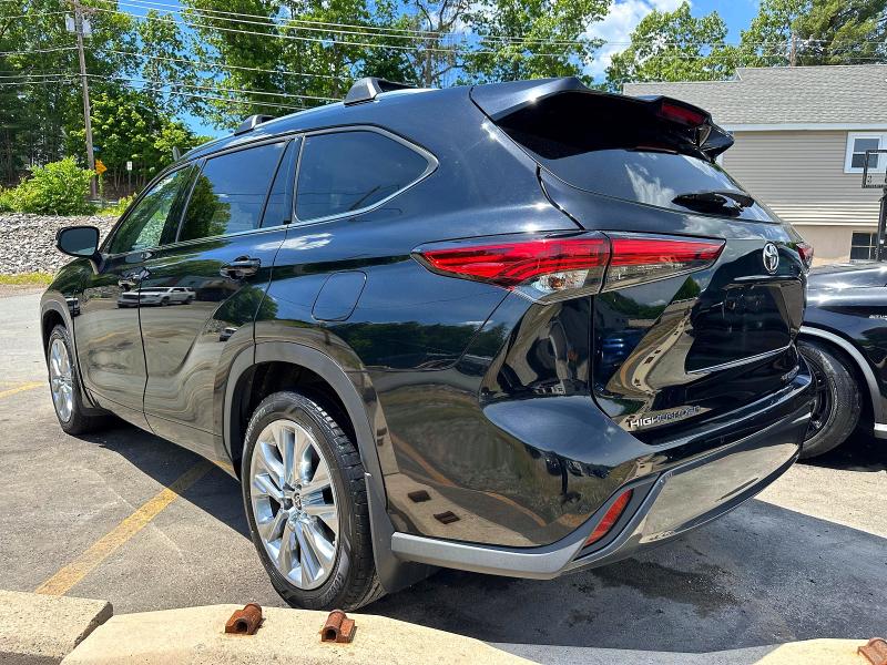 2023 Toyota Highlander VIN 5TDKDRBH4PS001390 COPART salvage auction — MINOR DENT/SCRATCHES, MA - CERTIFICATE OF TITLE, sold $24,100 on 2026-07-29 (photo 2)