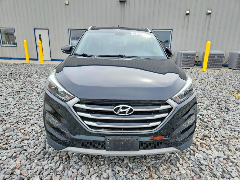 2017 Hyundai Tucson VIN KM8J3CA23HU576503 COPART salvage auction — MINOR DENT/SCRATCHES, Wi - Certificate Of Title, sold $3,550 on 2026-07-18 (photo 5)