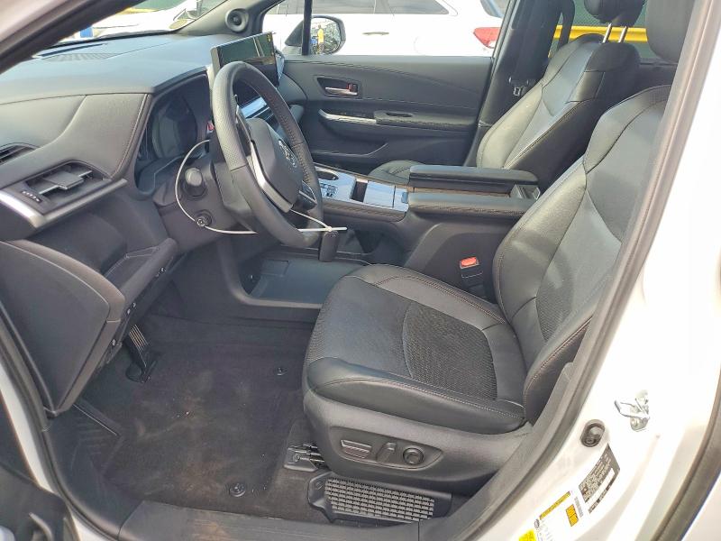 2025 Toyota Sienna VIN 5TDZSKFC5SS179764 COPART salvage auction — REAR END, Co - Public - Salvage Title, sold $8,200 on 2026-07-28 (photo 7)