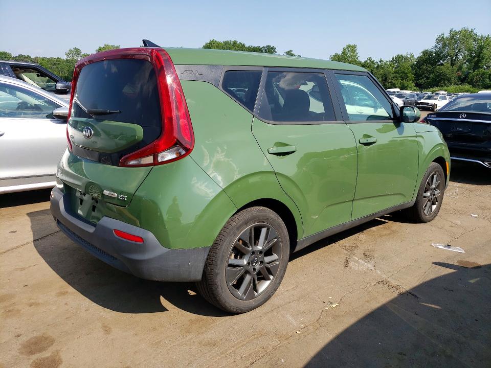 2020 Kia Soul VIN KNDJ33AU4L7108986 COPART salvage auction — SIDE, Ct - Cert Of Title-Salvage, sold $3,950 on 2026-07-10 (photo 3)