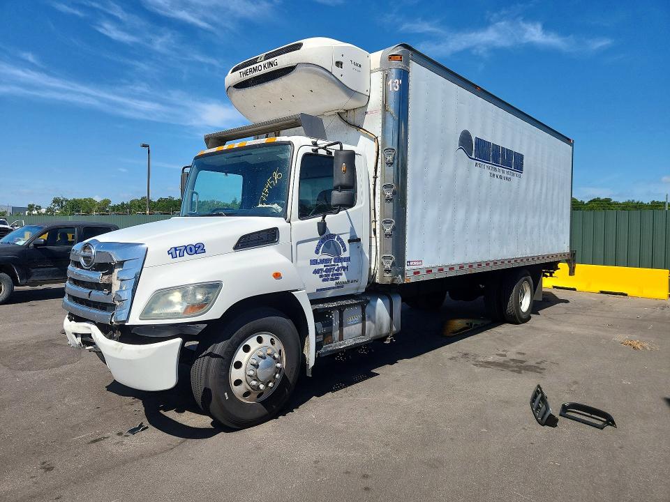 2017 Hino 258/268 VIN 5PVNE8JT7H4S57305 COPART salvage auction — FRONT END, FL - CERT OF TITLE SLVG REBUILDABLE, sold $4,900 on 2026-07-15 (photo 1)