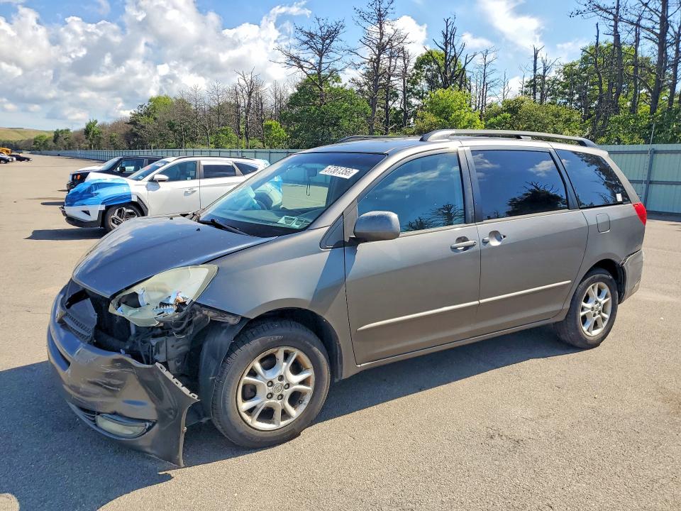 2004 Toyota Sienna VIN 5TDZA22C84S074096 COPART salvage auction — FRONT END, Ny - Mv-907A Salvage Certificate, sold $925 on 2026-07-20 (photo 1)
