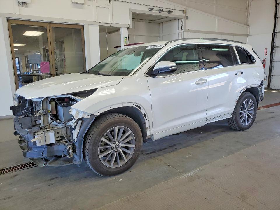 2018 Toyota VIN 5TDJZRFH0JS884984 COPART salvage auction — REAR END, WA - BILL OF SALE, sold $2,200 on 2026-07-24 (photo 1)