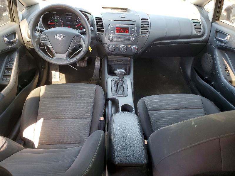 2015 Kia Forte VIN KNAFX4A6XF5422110 COPART salvage auction — MINOR DENT/SCRATCHES, Ca - App For Dup Clean Or Ac, sold $1,400 on 2026-07-25 (photo 8)