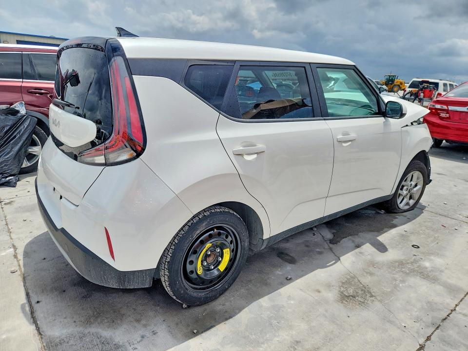 2023 Kia Soul VIN KNDJ23AU6P7862352 COPART salvage auction — FRONT END, Tx - Salvage Vehicle Title, sold $1,500 on 2026-07-31 (photo 3)