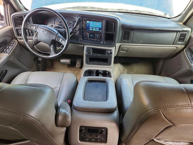 2005 Chevrolet Suburban VIN 3GNFK16Z45G158562 COPART salvage auction — SIDE, MS - CERT OF TITLE-SALVAGED, sold $650 on 2026-07-08 (photo 8)
