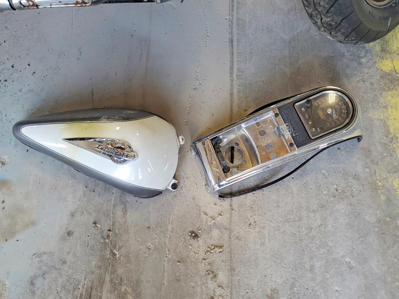 2002 Suzuki Vl 800 volusia VIN JS1VY51A022100491 COPART salvage auction — BURN, In - Cert Of Title-Salvage Title, sold $30 on 2026-07-16 (photo 9)