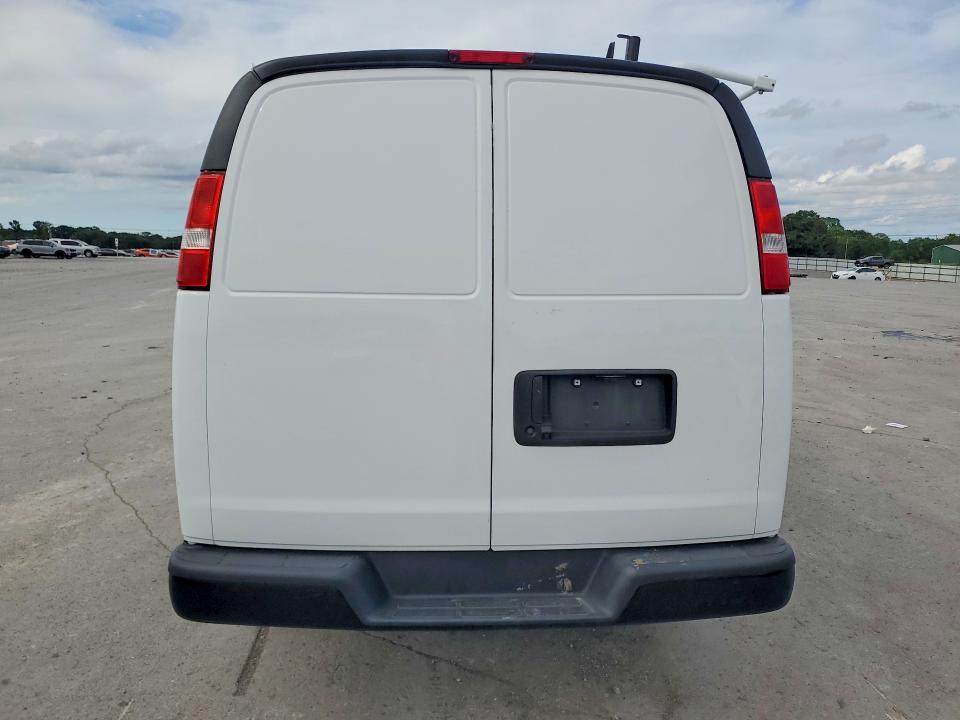 2024 Chevrolet Express VIN 1GCWGAFP9R1236797 COPART salvage auction — FRONT END, Tn - Certificate Of Title, sold $8,000 on 2026-07-29 (photo 6)