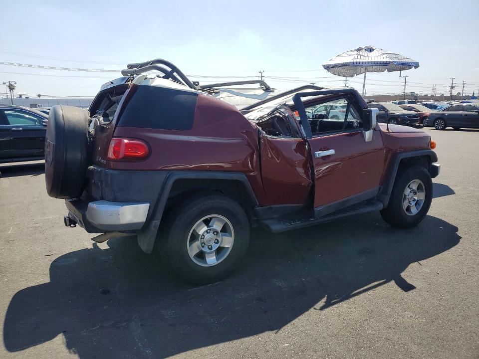 2008 Toyota Fj cruiser VIN JTEBU11F78K054641 COPART salvage auction — ROOF, Ca - Salvage Certificate, sold $3,650 on 2026-07-13 (photo 3)