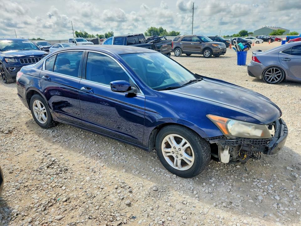 2008 Honda Accord VIN JHMCP26368C049895 COPART salvage auction — FRONT END, Tx - Salvage Vehicle Title, sold $70 on 2026-07-23 (photo 4)