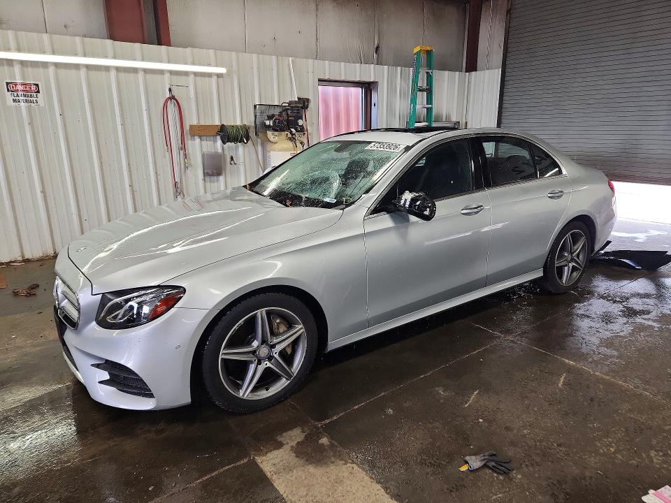 2017 Mercedes-benz E-klasse VIN WDDZF4KB6HA084882 COPART salvage auction — ROOF, Il - Salvage Certificate, sold $5,900 on 2026-08-08 (photo 1)