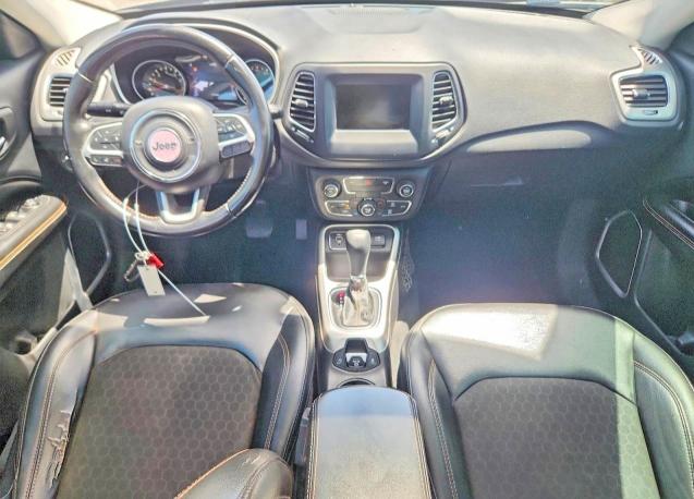 2020 Jeep Compass VIN 3C4NJCBB7LT144395 COPART salvage auction — NORMAL WEAR, Tx - Certificate Of Title (P), sold $2,200 on 2026-07-09 (photo 8)