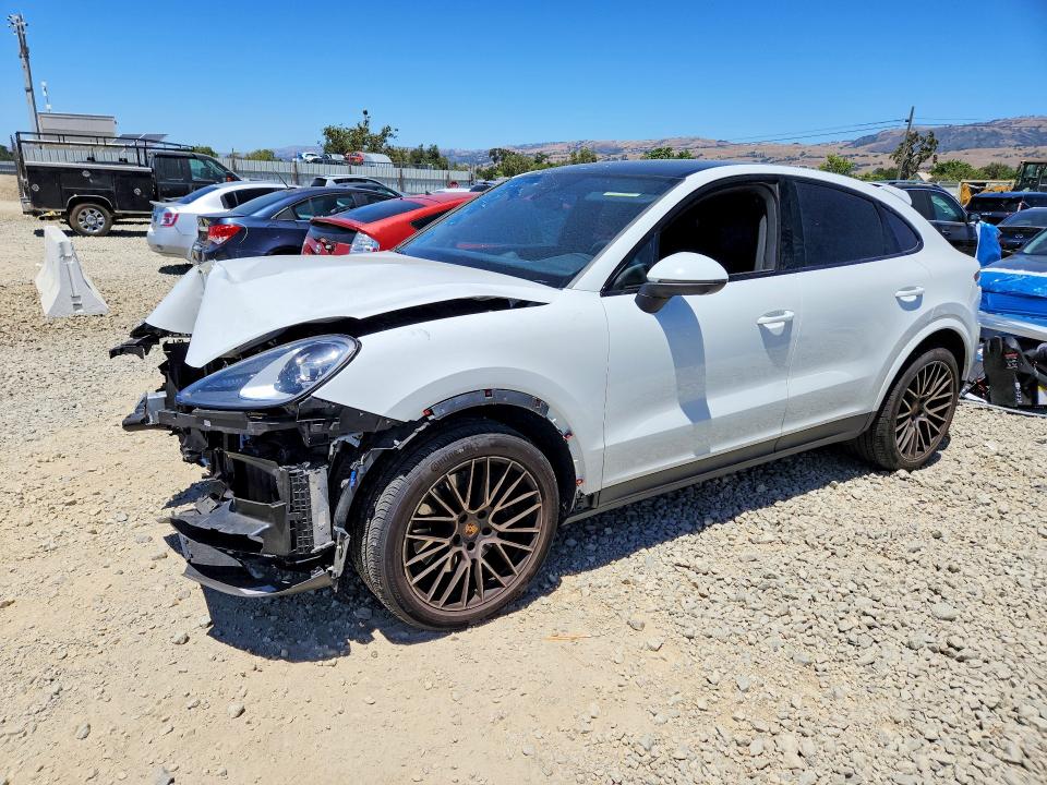2022 Porsche Cayenne VIN WP1BA2AY2NDA47986 COPART salvage auction — FRONT END, Ca - Salvage Certificate, sold $20,600 on 2026-08-18 (photo 1)