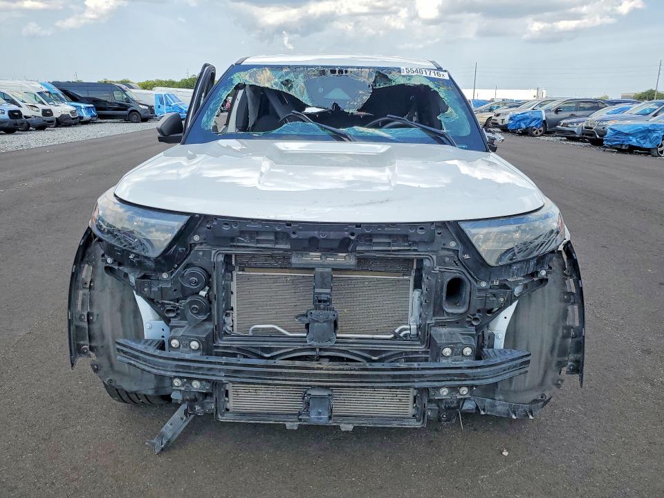 2025 Ford Explorer VIN 1FM5K8AW1SGA87804 COPART salvage auction — SIDE, Fl - Cert Of Title-Police Slvg Rbld, sold $15 on 2026-07-27 (photo 5)