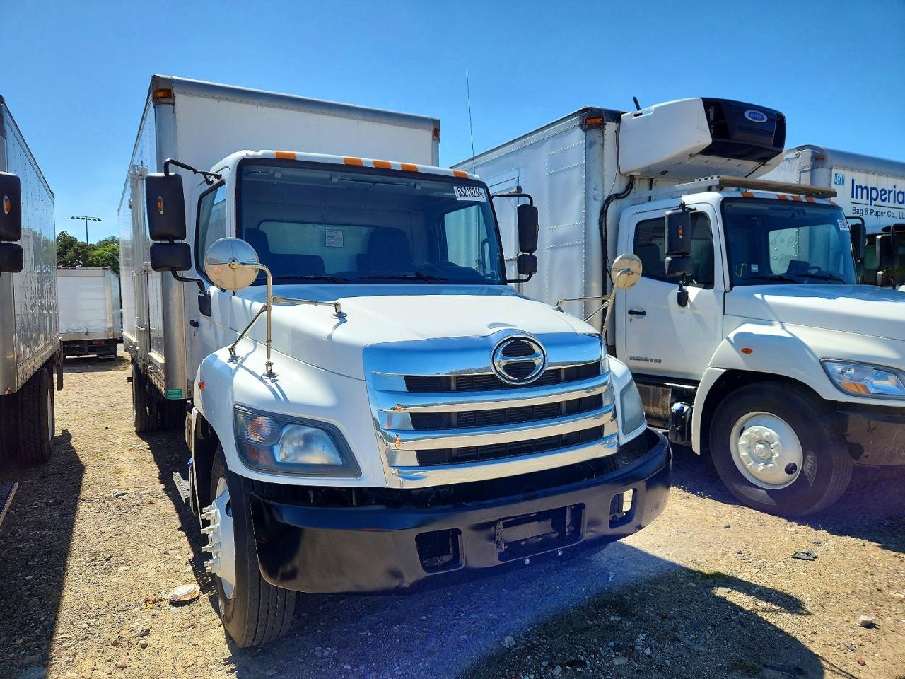 2017 Hino 338 VIN 5PVNV8JT9H4S54597 — COPART salvage auction photo