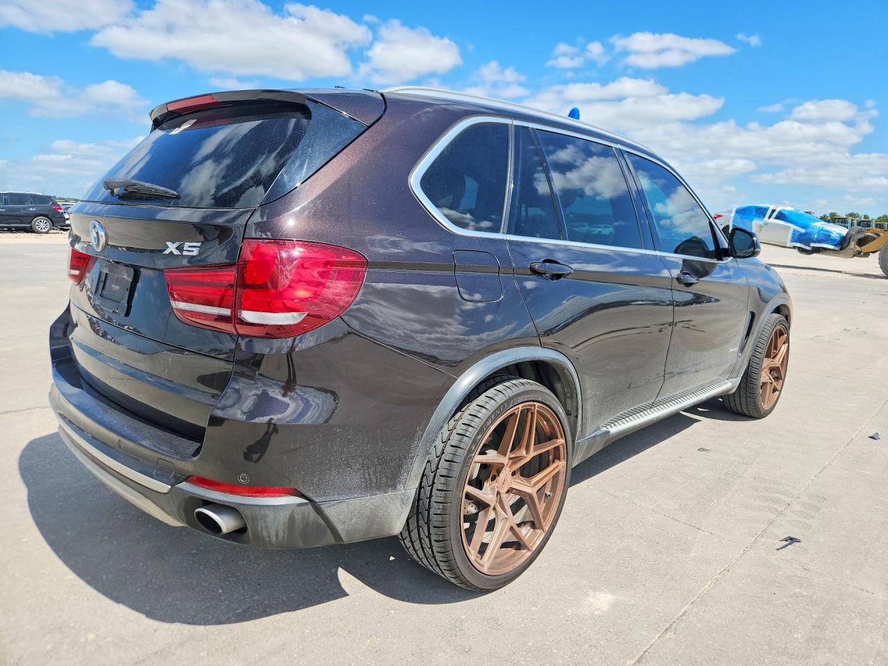 2015 BMW X5 VIN 5UXKR0C5XF0K57972 COPART salvage auction — Normal Wear, TX - CERTIFICATE OF TITLE (P), sold $6,000 on 2026-07-08 (photo 3)