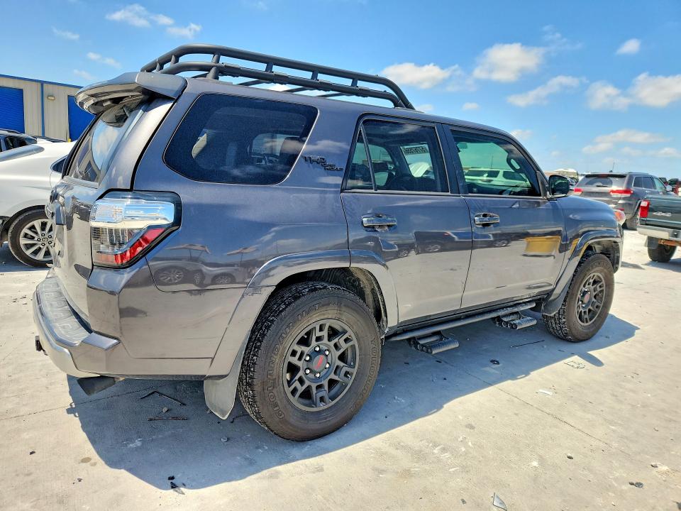 2019 Toyota VIN JTEBU5JR1K5708573 COPART salvage auction — REAR END, Tx - Salvage Vehicle Title, sold $225 on 2026-07-21 (photo 3)
