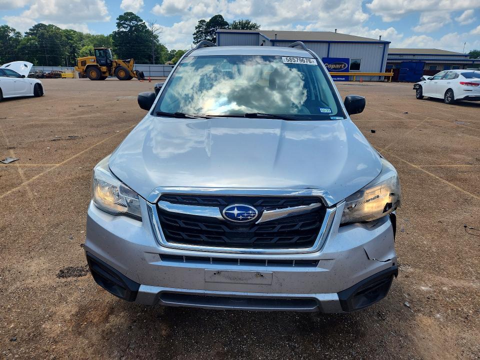2017 Subaru Forester VIN JF2SJABC8HH492259 COPART salvage auction — FRAME DAMAGE, Tx - Certificate Of Title, sold $1,100 on 2026-07-13 (photo 5)