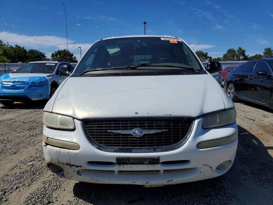 2000 Chrysler Town & country VIN 1C4GT64L9YB581723 COPART salvage auction — FRONT END, CA - SALVAGE CERTIFICATE, sold $100 on 2026-07-09 (photo 5)