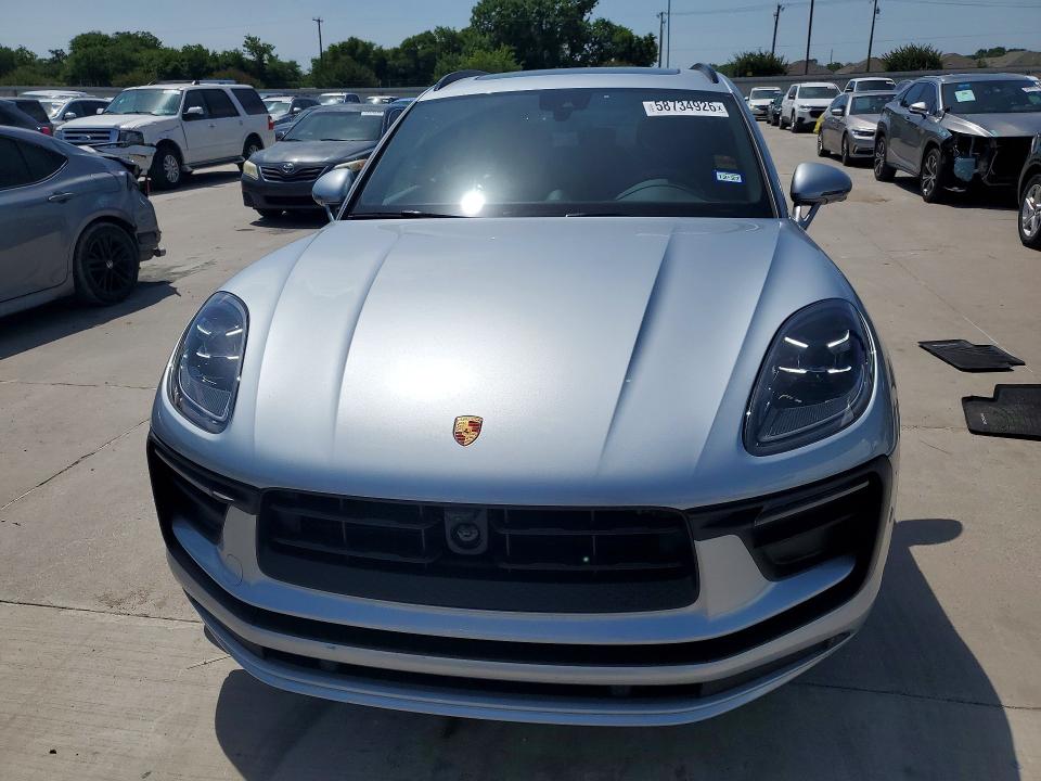2025 Porsche Macan VIN WP1AA2A5XSLB11016 COPART salvage auction — REAR END, Tx - Salvage Vehicle Title, sold $31,250 on 2026-09-21 (photo 5)