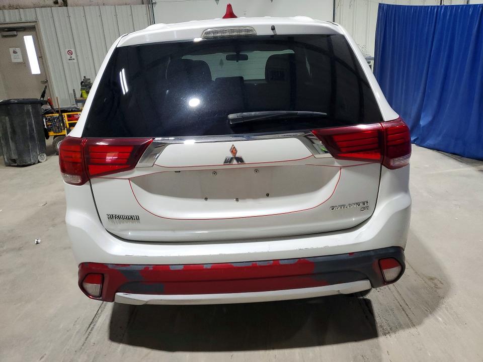 2018 Mitsubishi Outlander VIN JA4AD3A34JZ032251 COPART salvage auction — MINOR DENT/SCRATCHES, NJ - CERTIFICATE OF TITLE, sold $800 on 2026-07-30 (photo 6)
