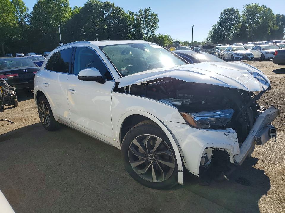 2021 Audi Q5 VIN WA1BAAFY2M2020215 COPART salvage auction — FRONT END, Ma - Cert Of Title-Salvage, sold $4,500 on 2026-07-23 (photo 4)