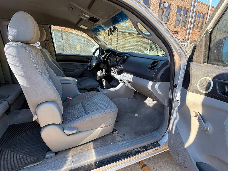 2008 Toyota Tacoma VIN 5TETX62N38Z536585 COPART salvage auction — MINOR DENT/SCRATCHES, Ok - Certificate Of Title (P), sold $3,150 on 2026-07-02 (photo 5)